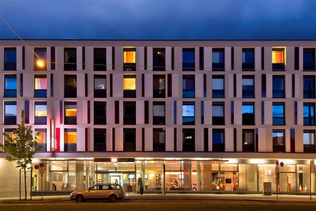Ibis Hotel Muenchen City West Мюнхен Экстерьер фото
